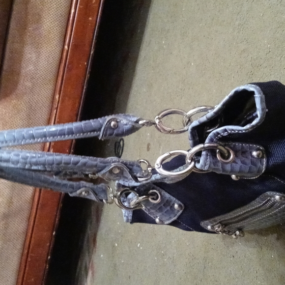 Navy blue purse with snake print - Picture 6 of 14